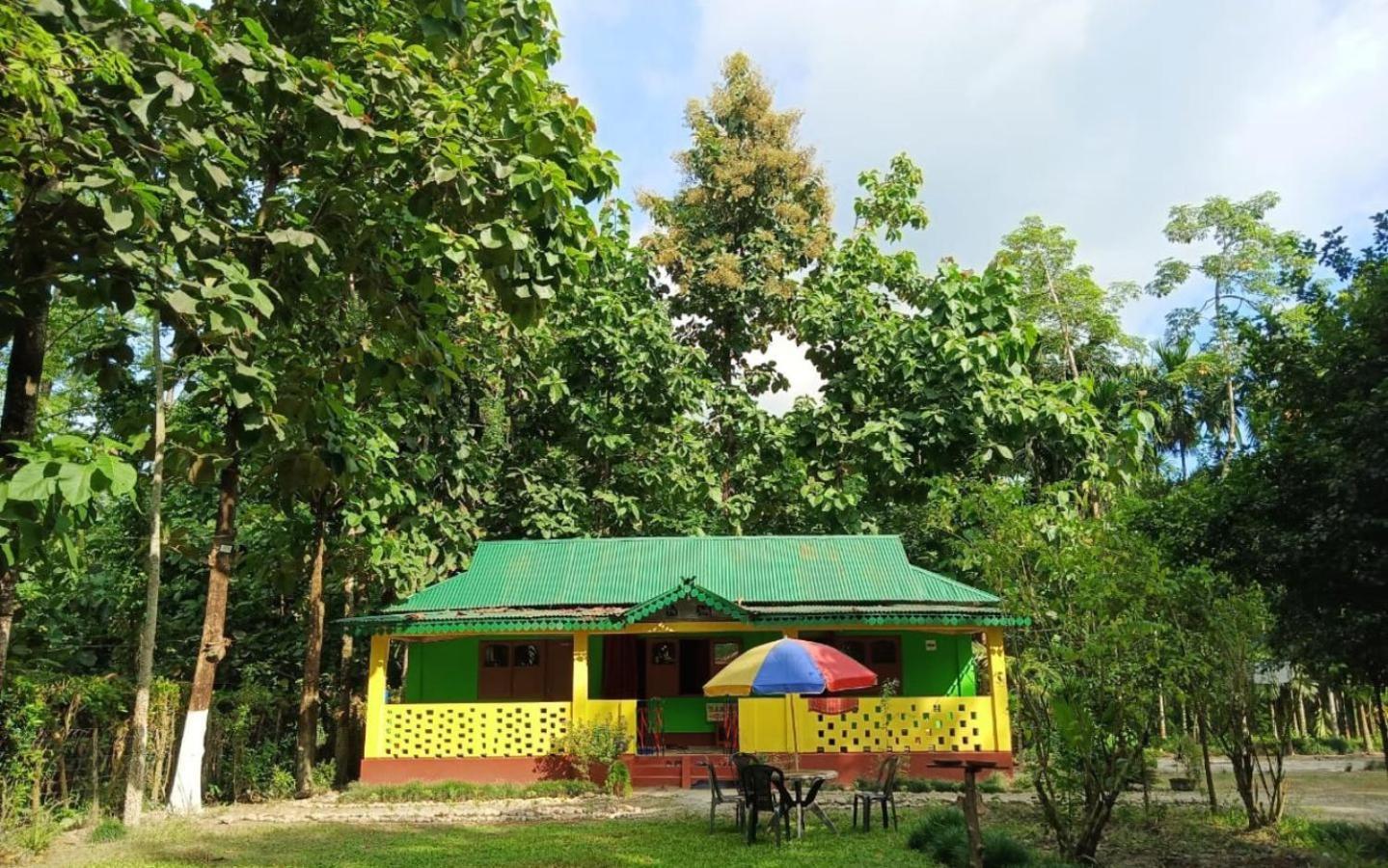 Leo Jungle Retreat By Stayapart , Jaldapara Madari Hat Esterno foto