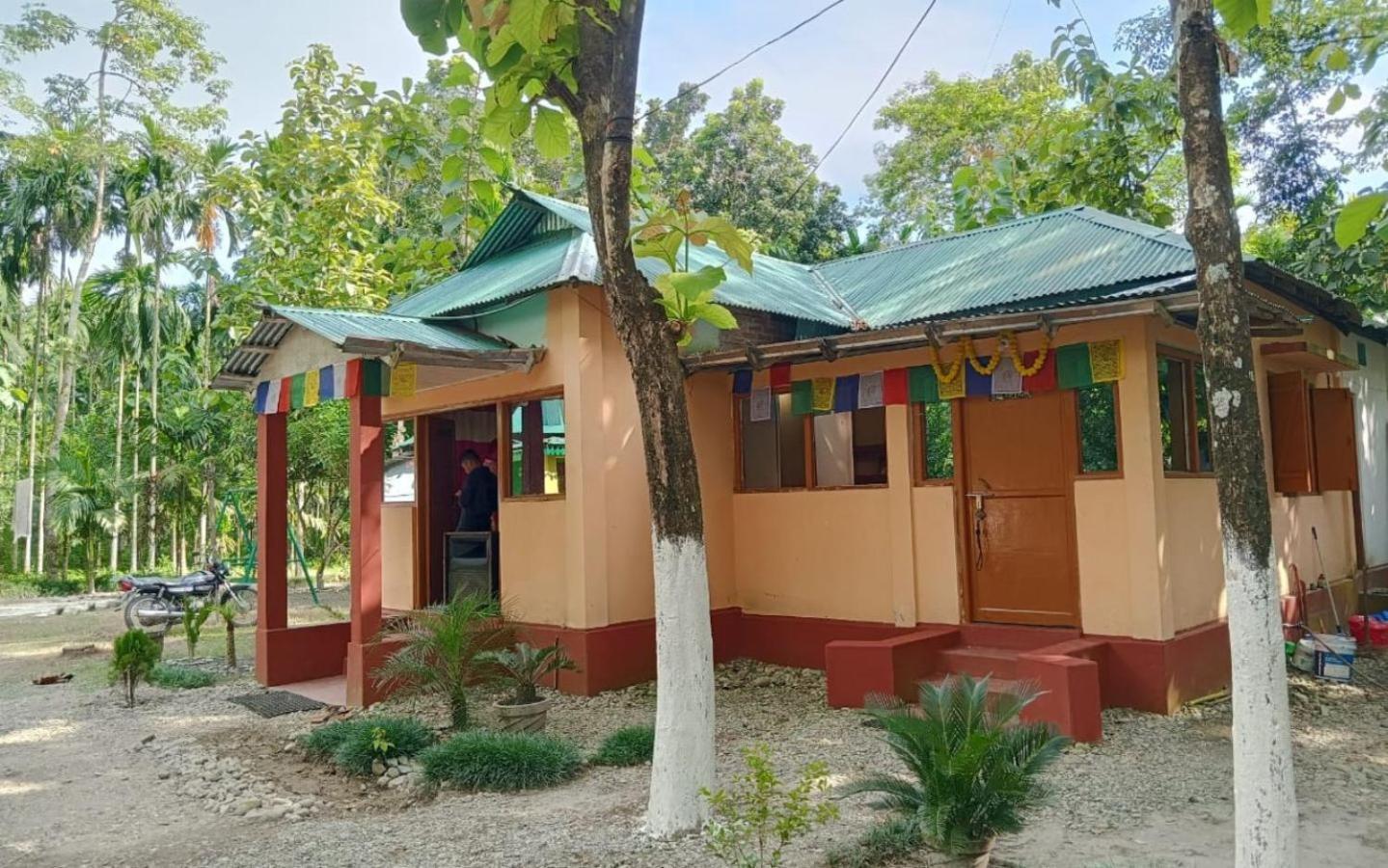 Leo Jungle Retreat By Stayapart , Jaldapara Madari Hat Esterno foto